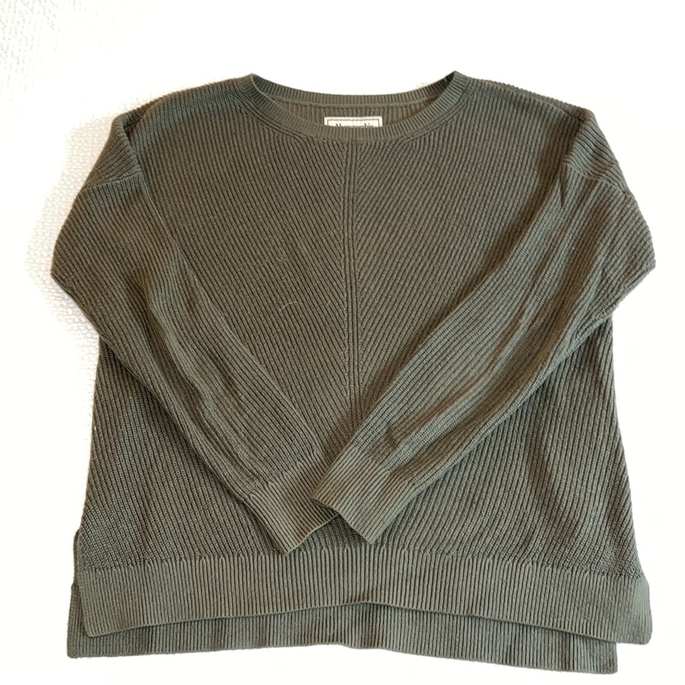 Abercrombie women's slouchy crew neck knit sweater XS green